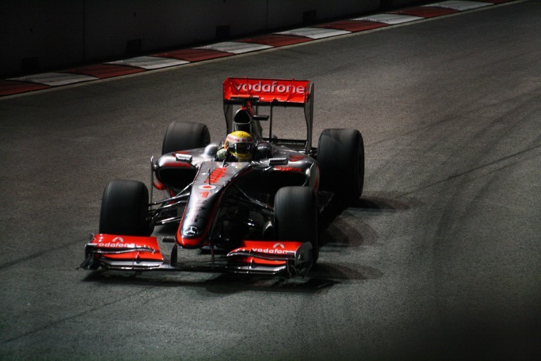 Lewis Hamilton driving for McLaren at the 2009 Singapore Grand Prix.