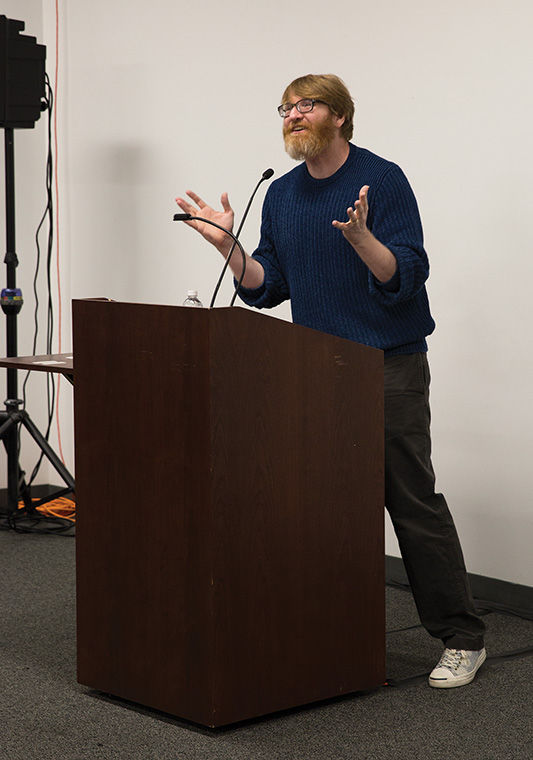 Klosterman speaks candidly at Columbia