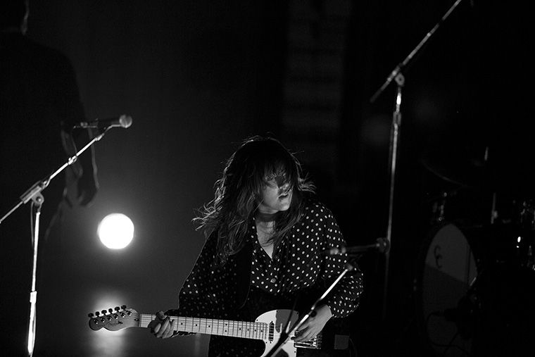 Australian singer/songwriter Courtney Barnett re-energized the audience at the Metro, 3730 N. Clark St., on Oct. 27 after San Fermins disappointing performance.