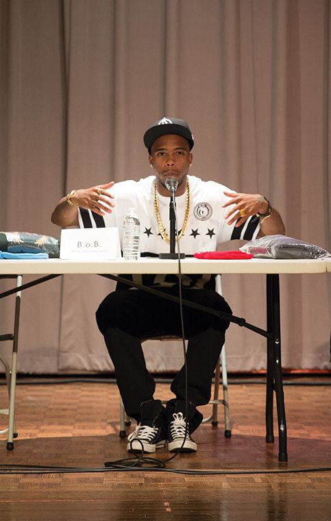 Rapper+B.o.B+advises+students+on+the+importance+of+developing+meaningful+industry+relationships.