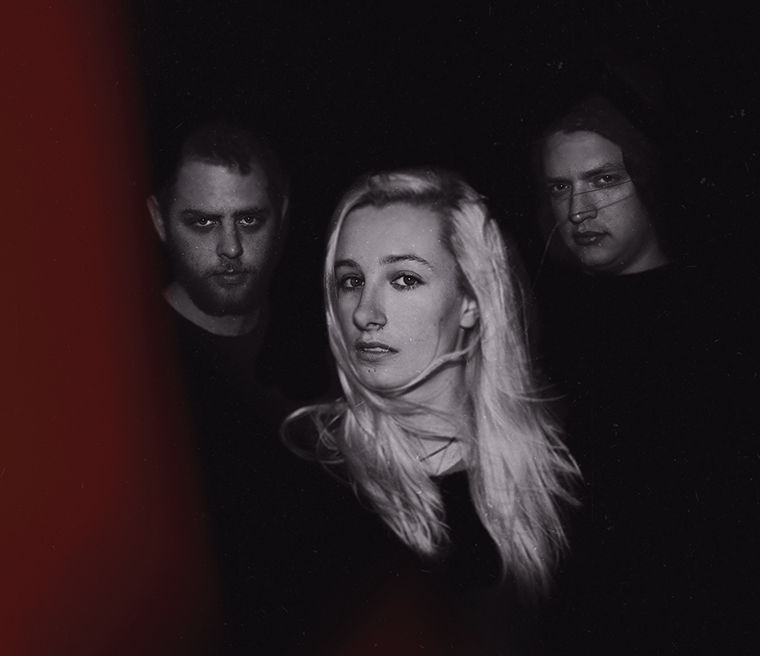 Lead singer Leah Wellbaum, bassist Kyle Bann and drummer Will Gorin form the Brooklyn-based rock trio Slothrust, who draws its influence from bands like Nirvana.