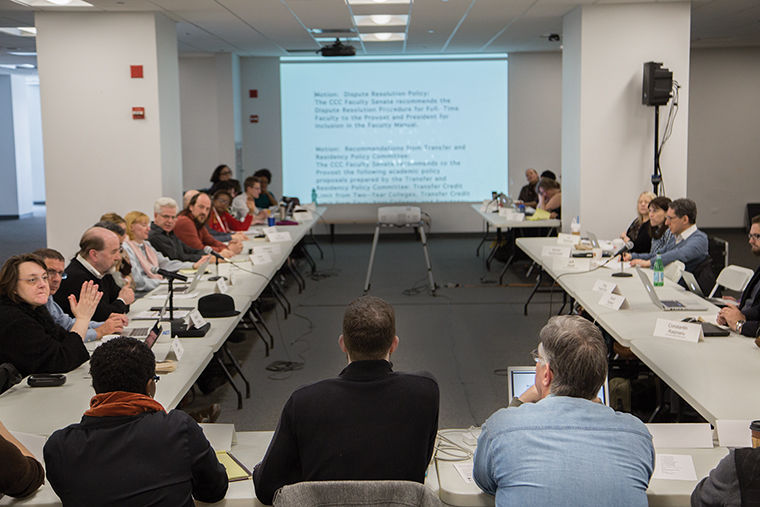 Columbia’s Faculty Senate met March 20 to discuss the administration’s decision to eliminate the First-Year Seminar Program to achieve collegewide budget cuts. 