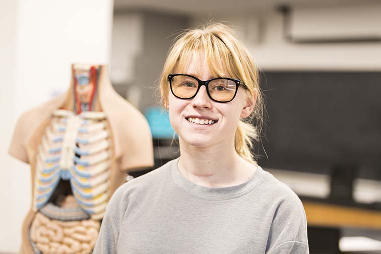 Arlene Vecchi, animation major and minor in biology, talks about her transition combiing her love for animation and biology to her career in medical animations.