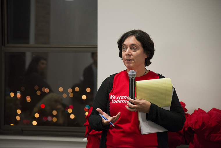 Diana Vallera, President of the Part-Time Faculty Union, facilitates the collaborative conersation between Columbia students and faculty at the Save Columbia forum Nov. 2 in the 8th floor lounge of 600 S. Michigan Ave.