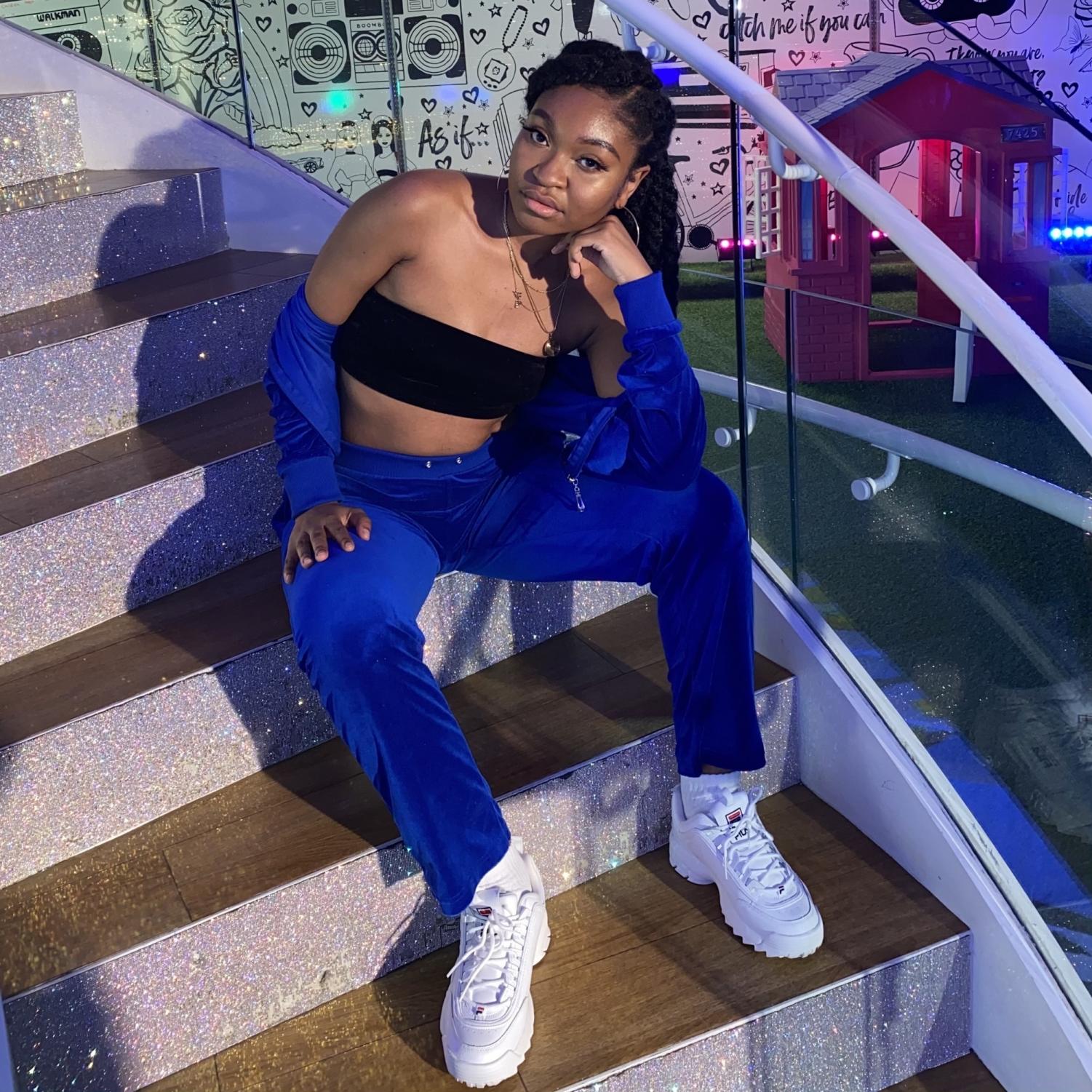 TikTok U Juggling Exams and Algorithms The Columbia Chronicle