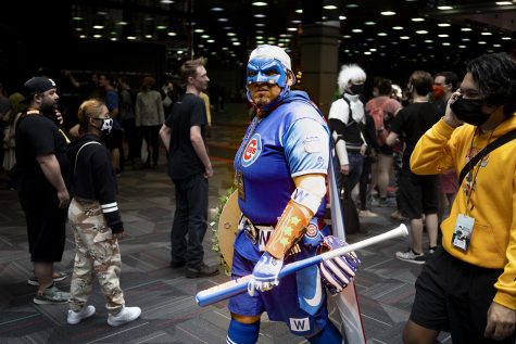 180707) -- CHICAGO, July 7, 2018 -- Cosplayers pose for photos during the  2018 Anime Midwest at Stephens Convention Center in Chicago, the United  States, July 6, 2018. The three-day event kicked