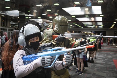 Chicago, USA. 6th July, 2018. Cosplayers pose for photos during the 2018 Anime  Midwest at Stephens Convention Center in Chicago, the United States, July  6, 2018. The three-day event kicked off on