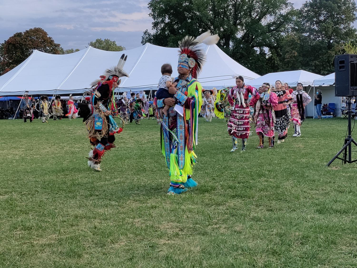 68th Annual Chicago Powwow invites tribal reunion, educates nonnatives