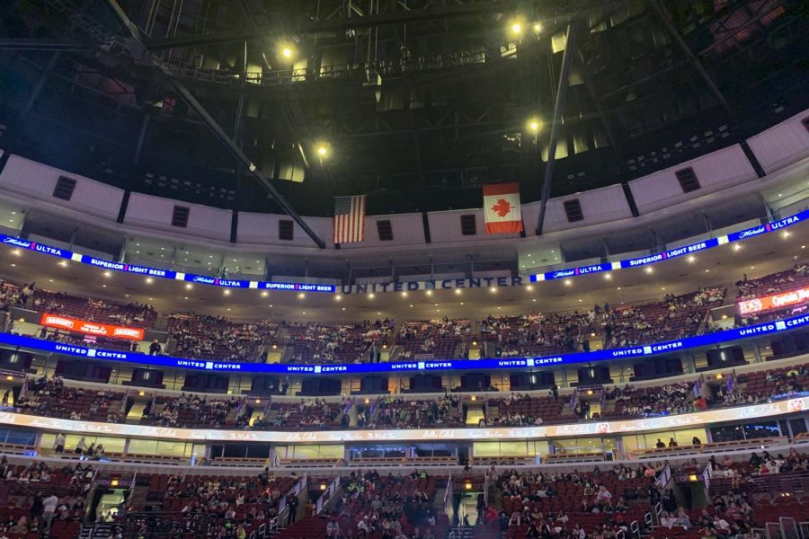 The crowd gathers in the arena to see Billie Eilish and DUCKWRTH perform at the United Center.