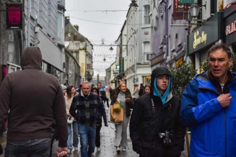 Tourists and locals walk through the streets of Galway, Ireland on Jan. 14, 2023. Ireland is one of the countries offered by Columbias study abroad program and is included in the J-Term trips.