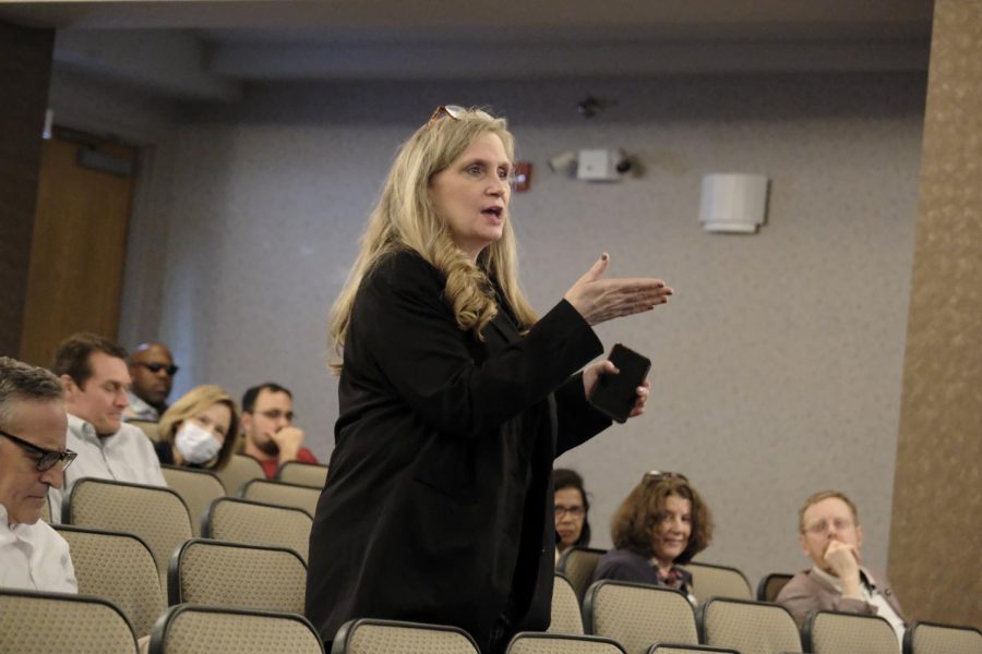 Peg Murphy, associate professor and associate chair of the  Communication Department, asks a question in the faculty town hall, on April 13, 2023. Murphy has been selected to be the next chair of the Communication Department.