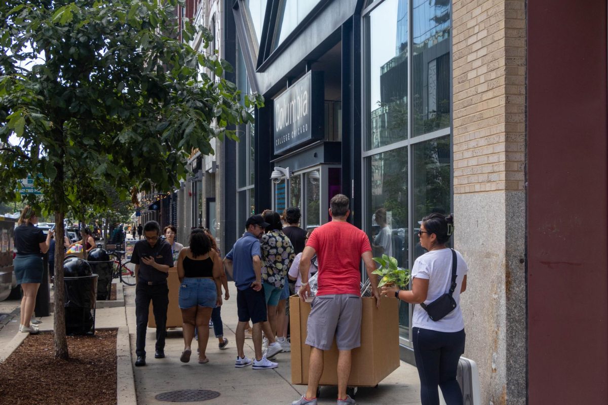 Students move into The Dwight, one of Columbia College Chicago's student housing buildings, Aug. 27, 2024. The second day of Move-Ins for The Dwight. 