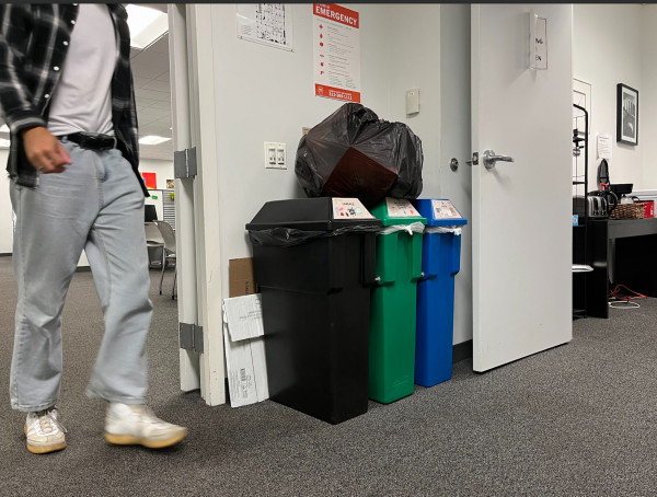 Budget cuts force reduction of garbage removal in offices, changes in cleaning policies